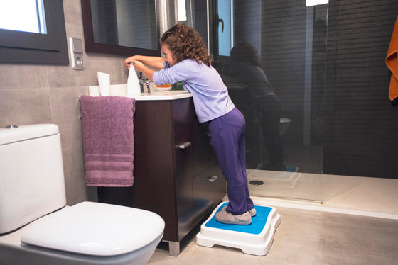 Escalón modular para baño antideslizante