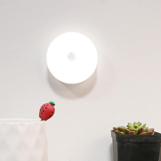 Luz LED con sensor para armarios y pasillos