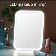 Espejo con luz LED para maquillaje