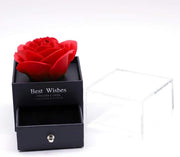 Rosa eterna con collar en cúpula | ViamoMas