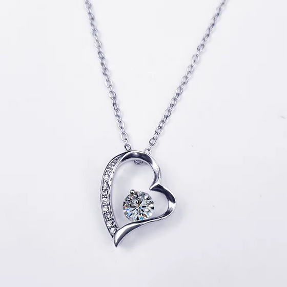 Collar corazón acero con caja LED