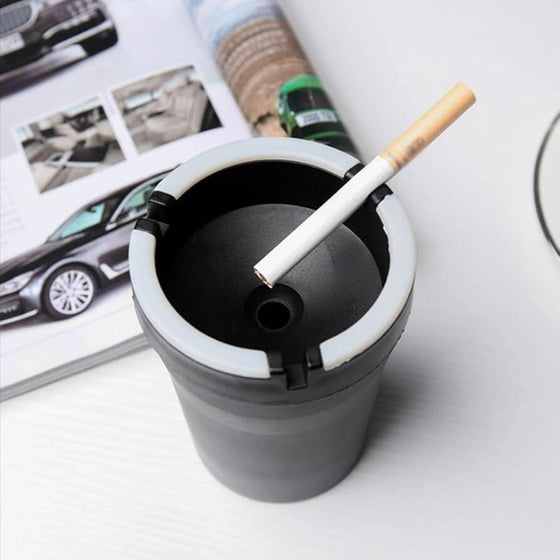 Cenicero coche con tapa y depósito de agua