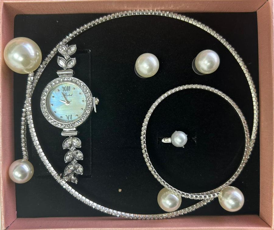 Conjunto joyas plateado con perlas