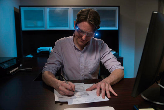 Gafas de aumento con luz LED | ViamoMas