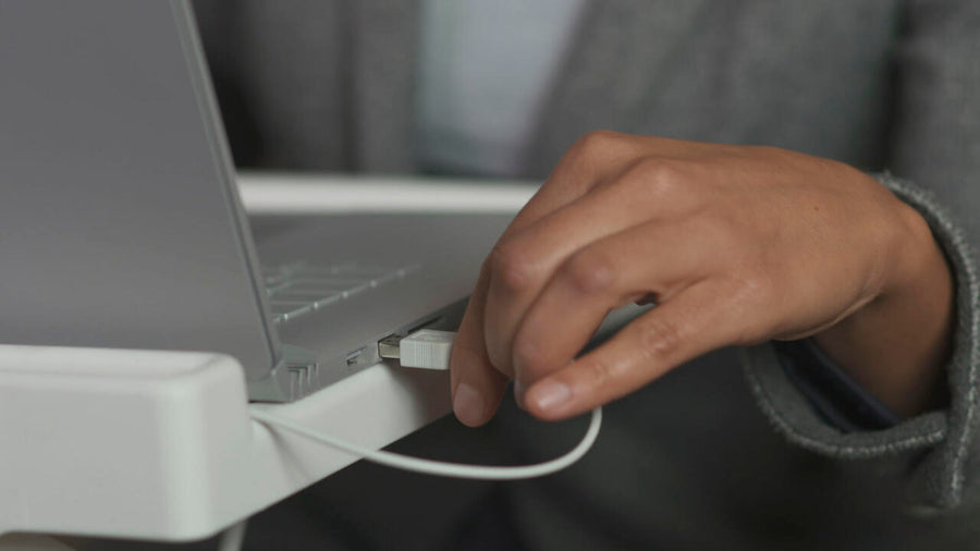 Lámpara LED con Pinza USB 360º