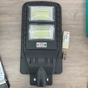 Lámpara solar grande con mando | ViamoMas