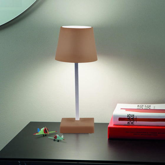 Lámpara de mesa táctil LED regulable